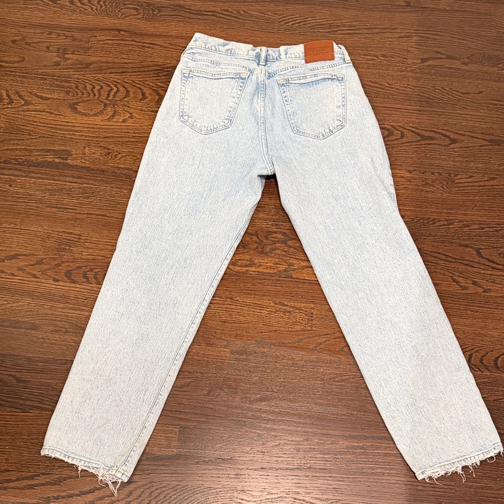 Abercrombie & Fitch Light Blue Men 90’s Loose Jeans - Picture 5 of 6